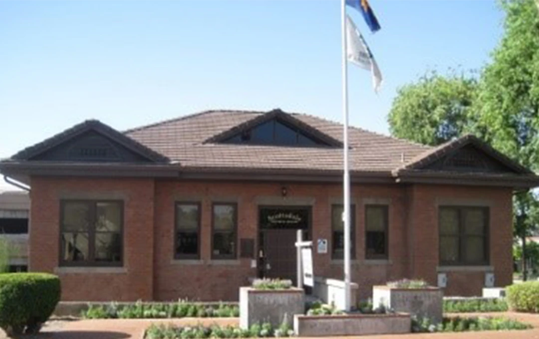 Picture of the Old School House as it is today.